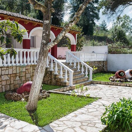 Merlyn Rooms Into The Nature, 100M From The Beach Dafnila 외부 사진