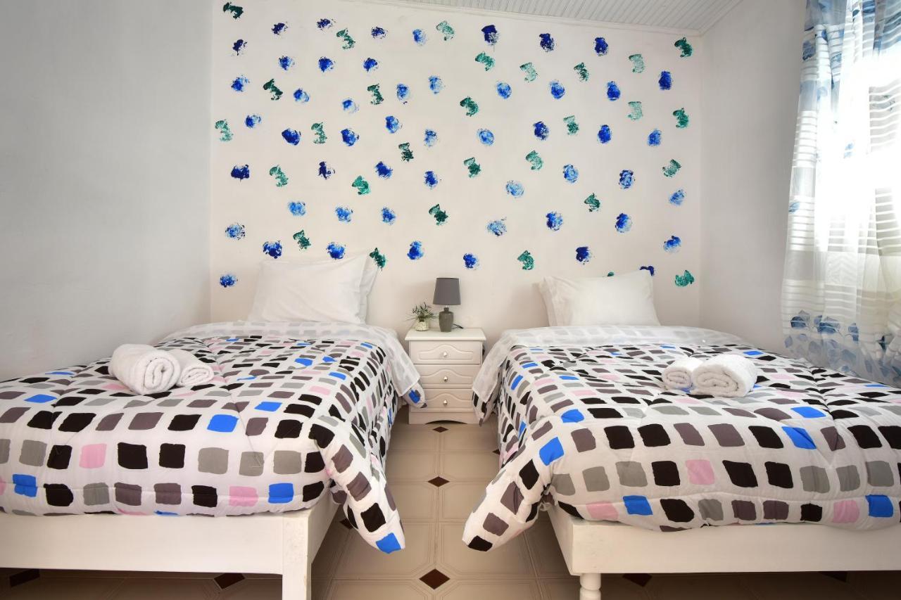 Merlyn Rooms Into The Nature, 100M From The Beach Dafnila 외부 사진