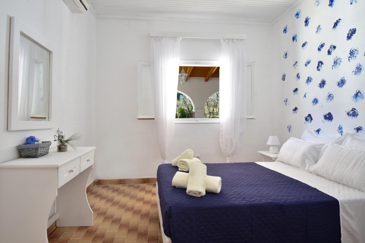 Merlyn Rooms Into The Nature, 100M From The Beach Dafnila 외부 사진