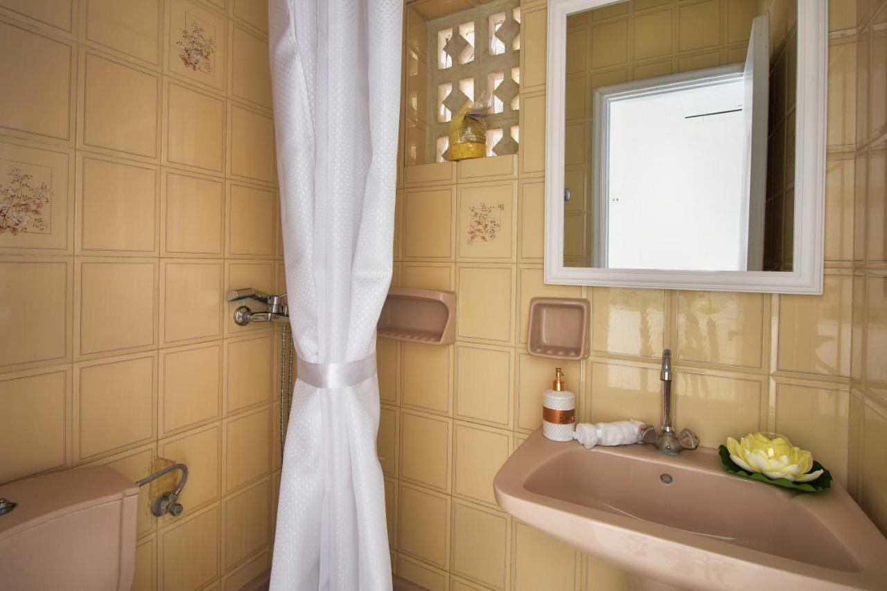 Merlyn Rooms Into The Nature, 100M From The Beach Dafnila 외부 사진