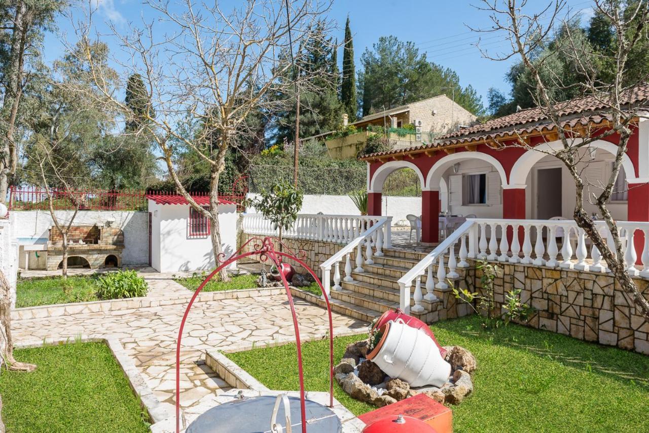Merlyn Rooms Into The Nature, 100M From The Beach Dafnila 외부 사진